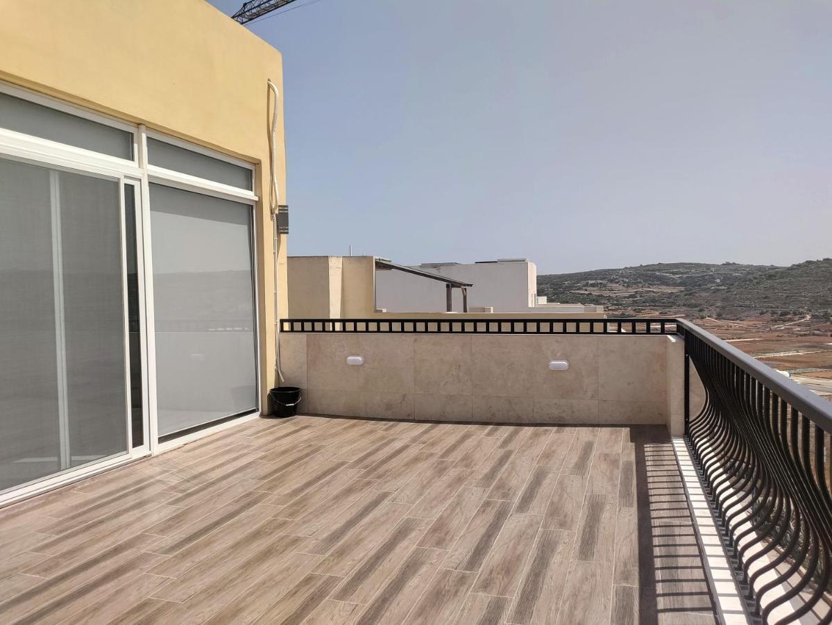 Appartement Panoramic Penthouse Haven à Mellieħa Extérieur photo